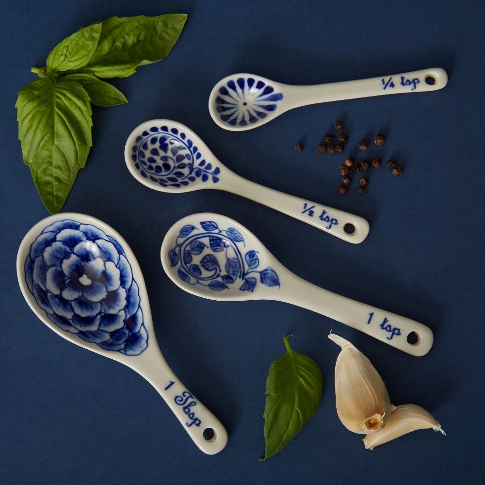 Beige Measuring Spoons