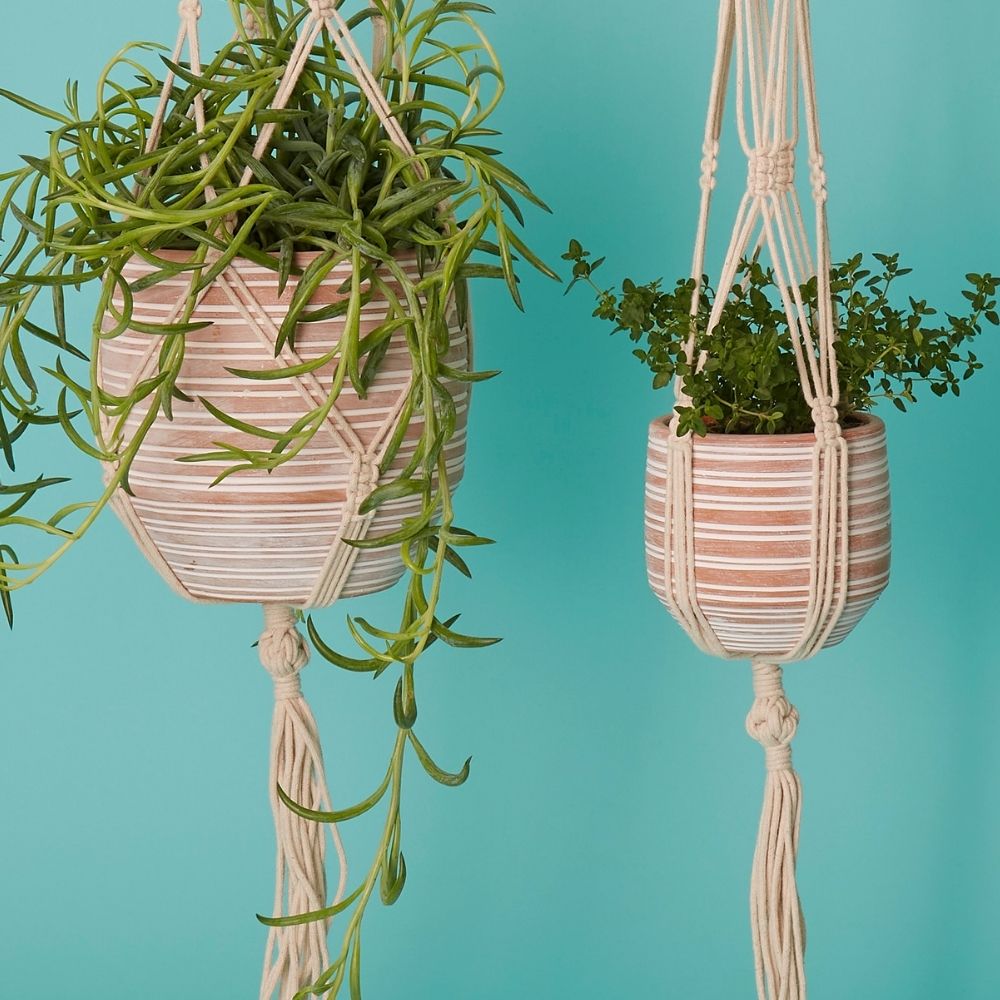 terracotta plant hanger Striped Macrame Terracotta Hanging Pot Set – Artisan Variety