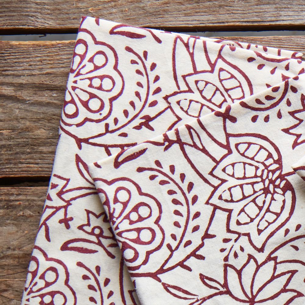 Cranberry Vine Block Print 20 x 20 Napkin Set