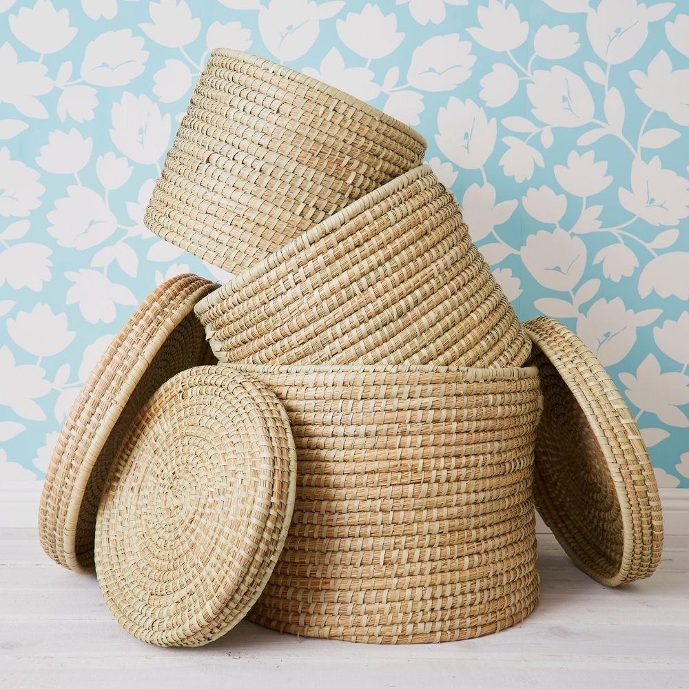 Large Storage Natural Grass Lid Basket Set of 3