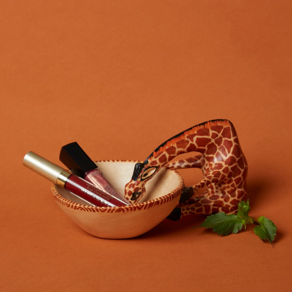 Painted Wood Giraffe Keys Paper Clips Ring Dish