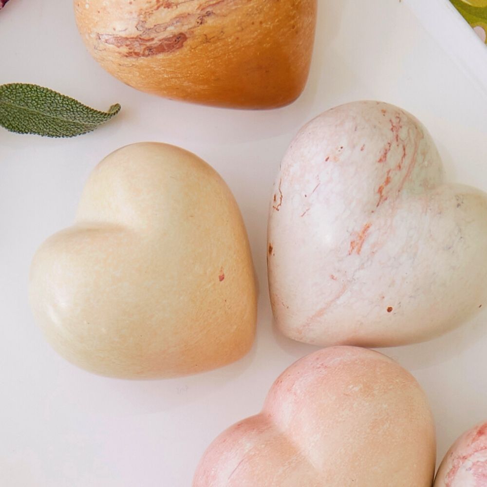 Kisii Stone Set of Mini Hearts
