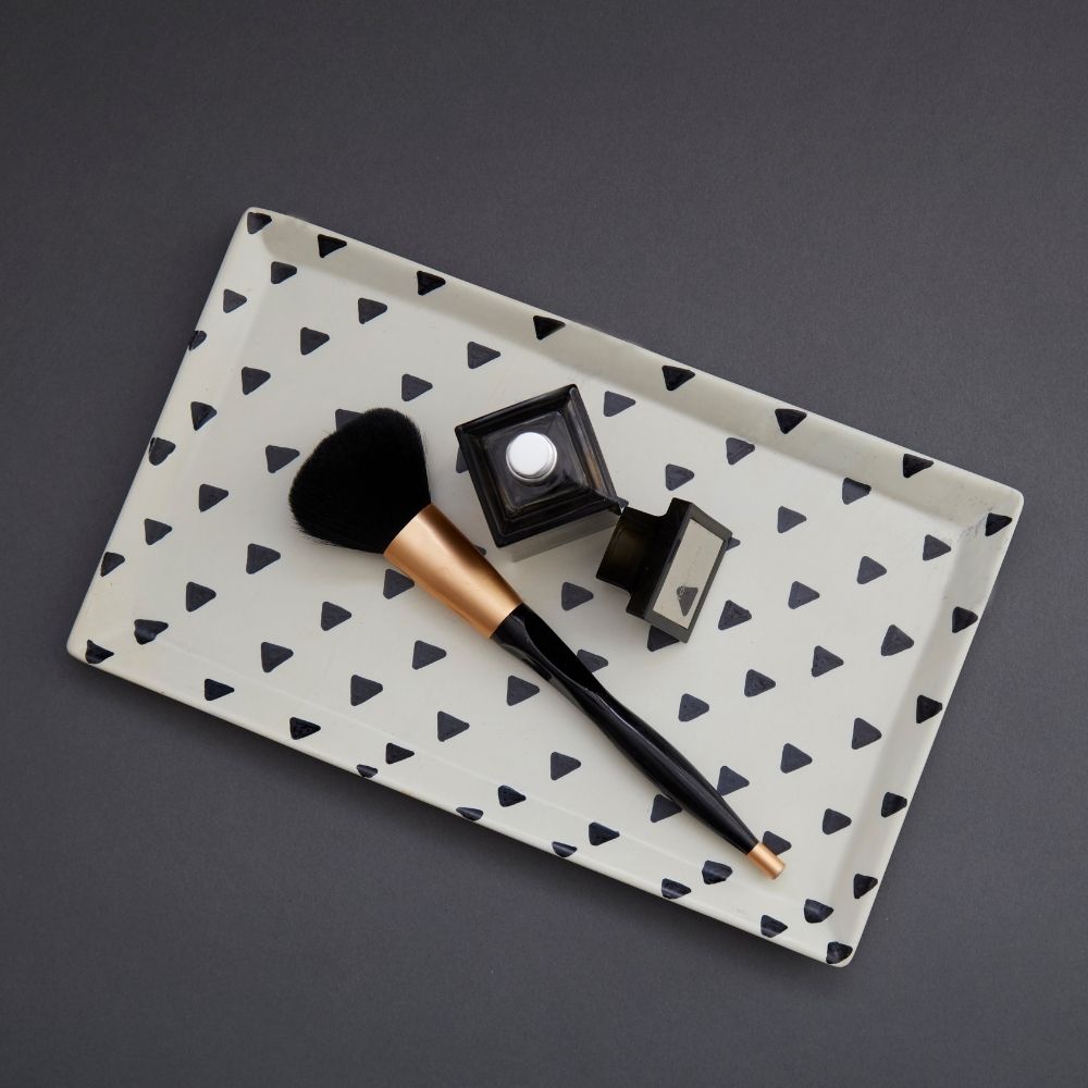 Kisii Stone Triangle Pattern Ring Jewelry Tray