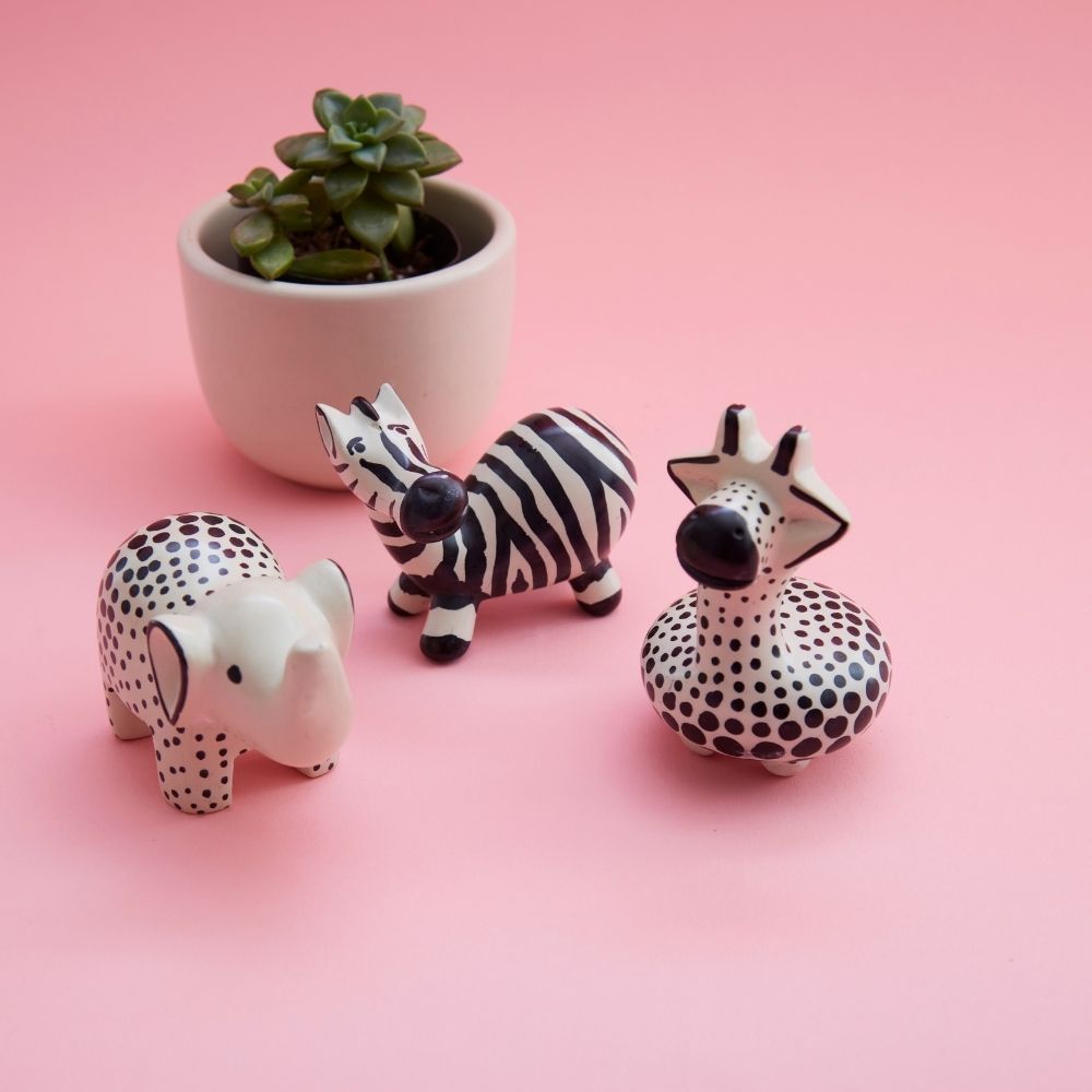Kisii Stone Mini Giraffe Zebra Elephant Set