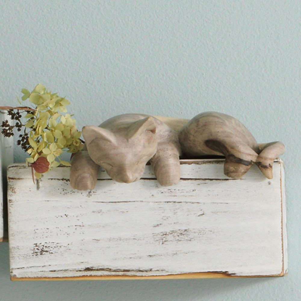 Grey Peeping Shelf Cat