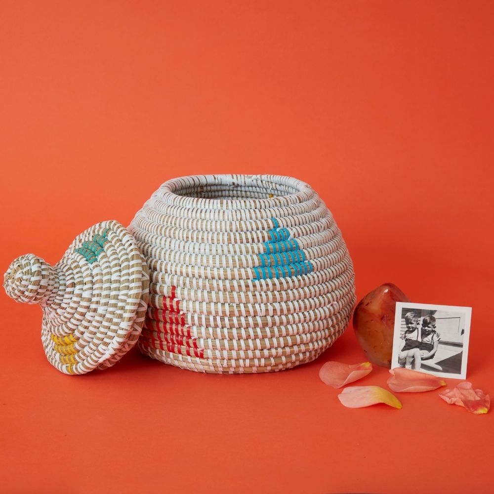 Decorative Wicker Storage for Living Room, Mini Shelf Baskets, Entryway Keys Dish, Coffee Table Remotes Bin,  African Woven, Pot Shape, Colorful