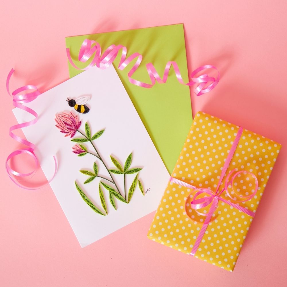 Vietnam Quilled Paper Pink Clover Flower With Bee Blank Greeting Card