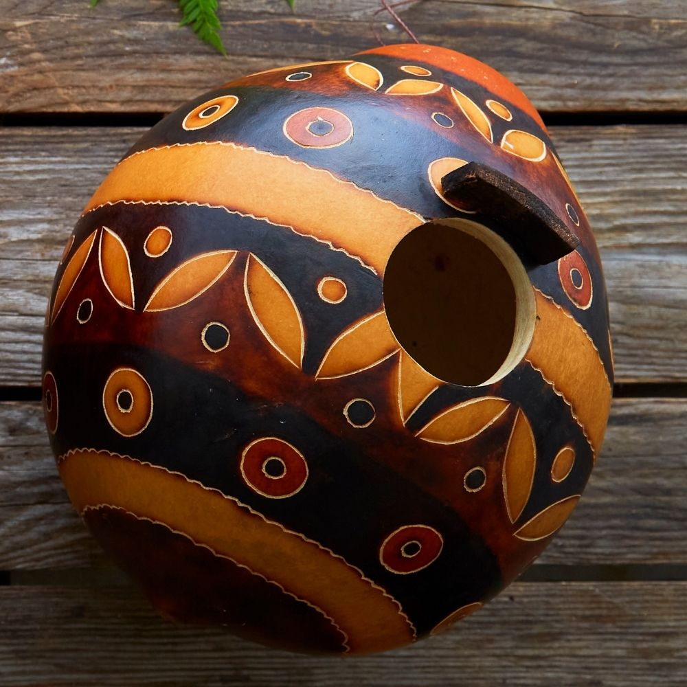Leaves Motif Gourd Bird House